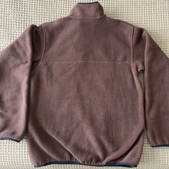 SOLD!!!! Women’s Patagonia Synchilla® Snap-T® Pullover - Picture 3 of 3